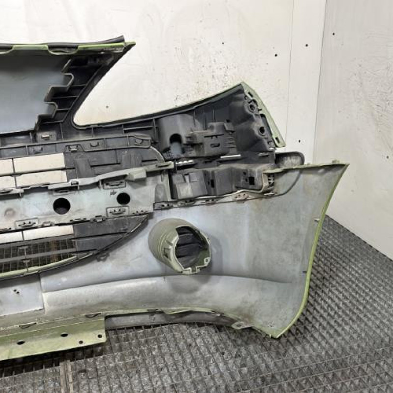 Pare choc avant PEUGEOT 1007 Photo n°4