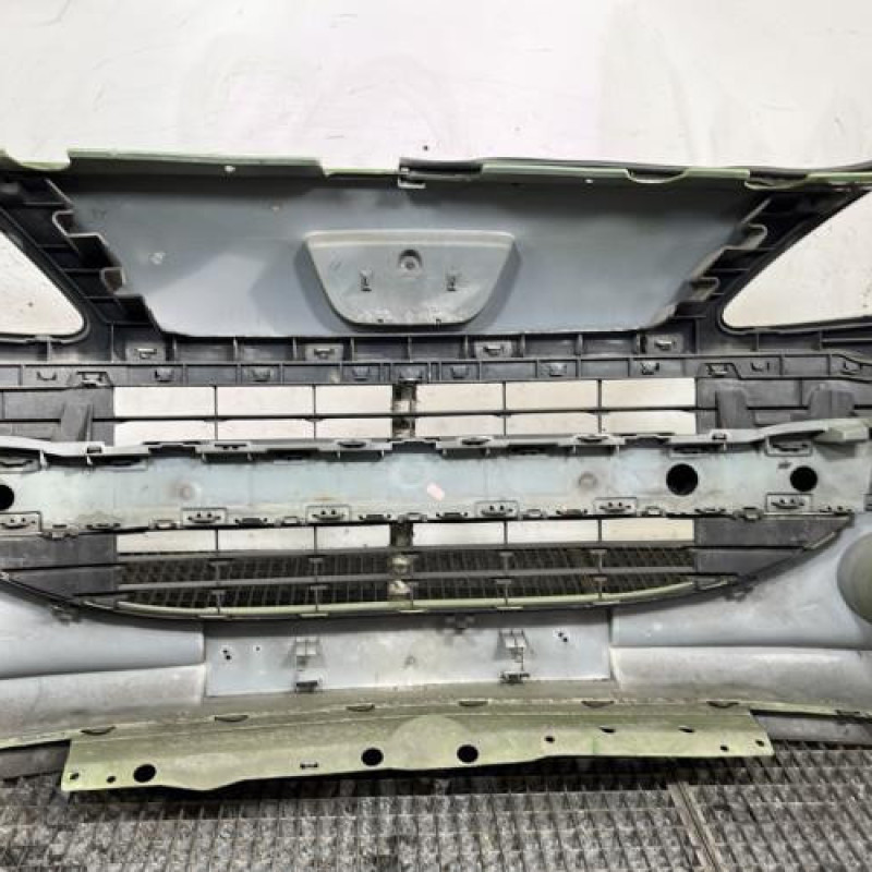 Pare choc avant PEUGEOT 1007 Photo n°5