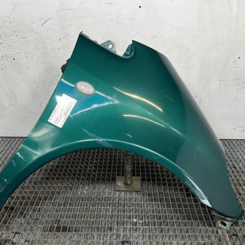 Aile avant droit MERCEDES CLASSE A 168 Photo n°1