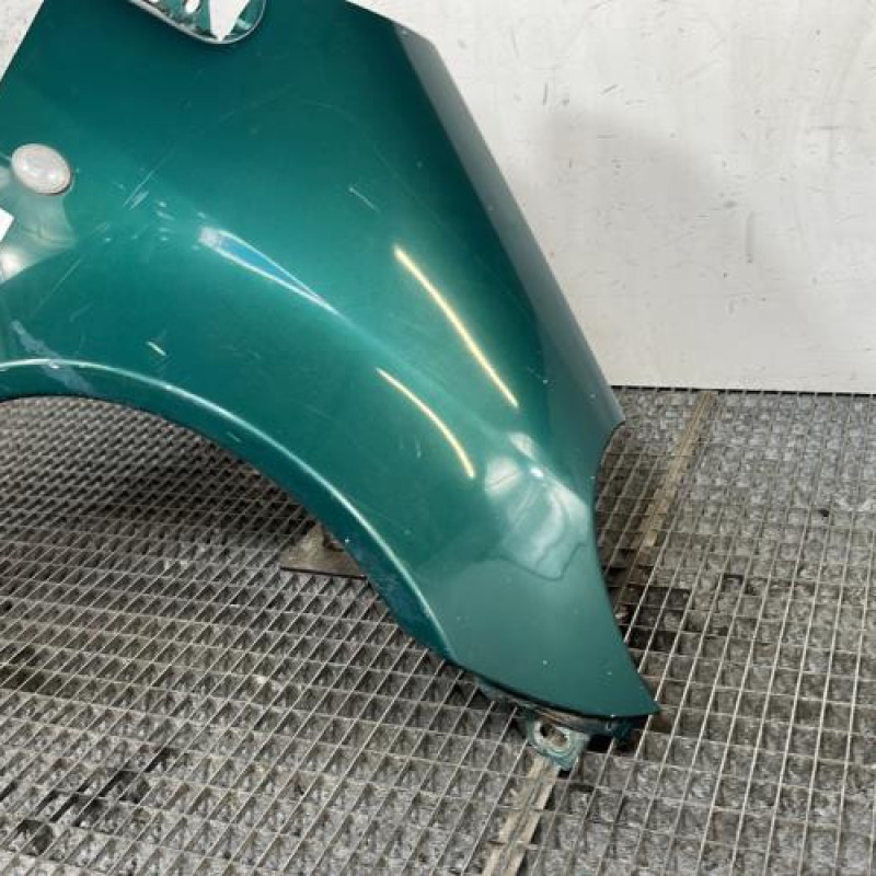 Aile avant droit MERCEDES CLASSE A 168 Photo n°2