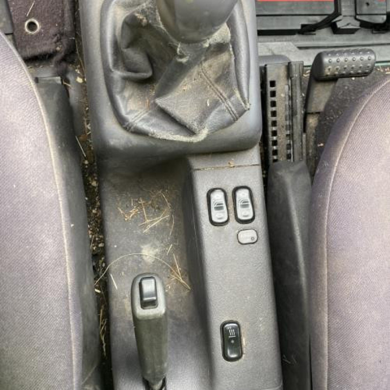 Aile avant droit MERCEDES CLASSE A 168 Photo n°20