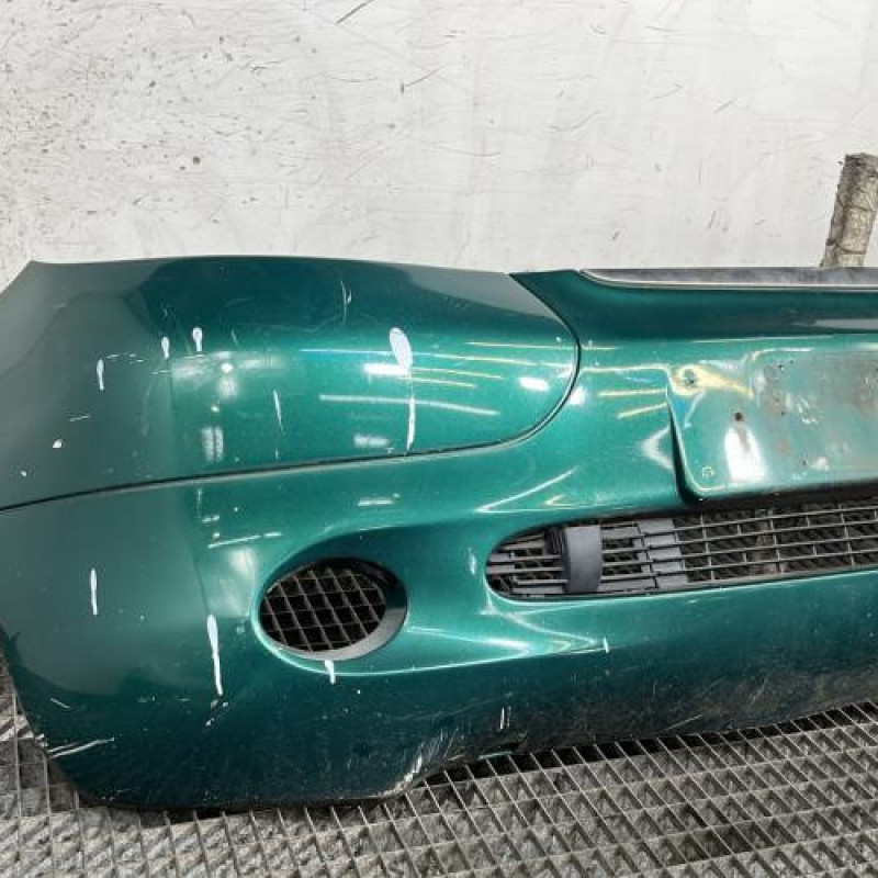 Pare choc avant MERCEDES CLASSE A 168 Photo n°2