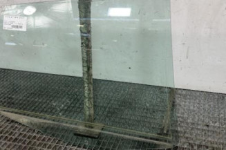 Vitre arriere droit FIAT PUNTO 2