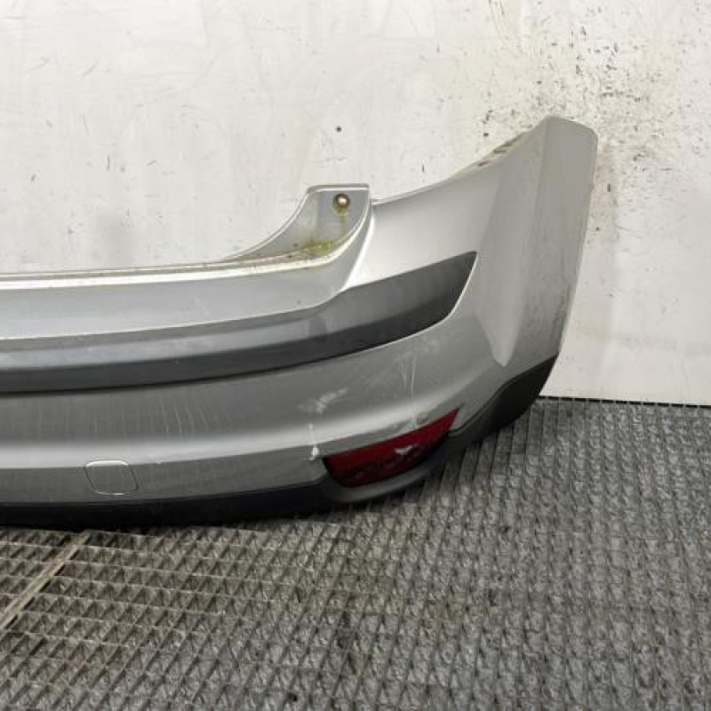 Pare choc arriere FORD FOCUS 2 Photo n°3