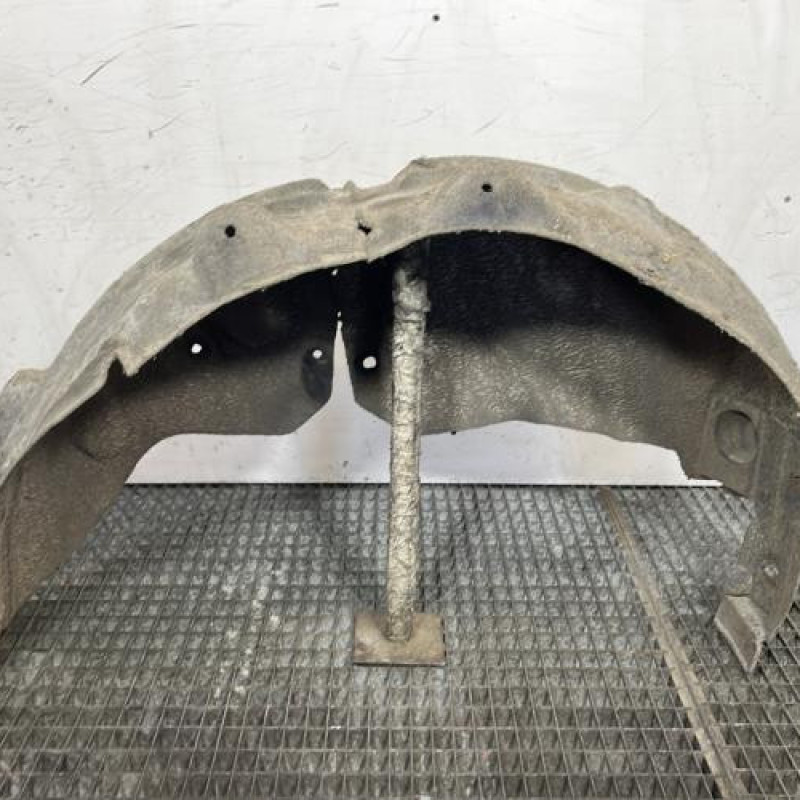 Pare boue arriere droit RENAULT MEGANE 4 Photo n°1