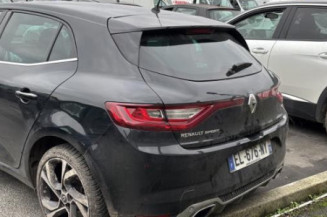 Pare boue arriere droit RENAULT MEGANE 4