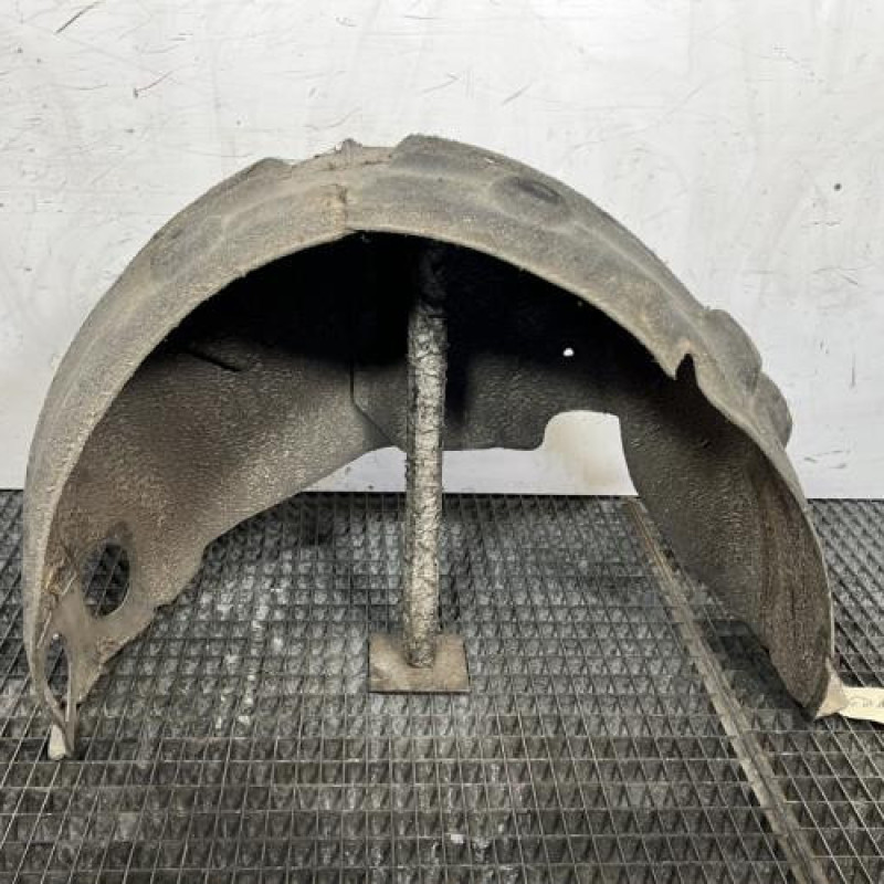 Pare boue arriere gauche RENAULT MEGANE 4 Photo n°1