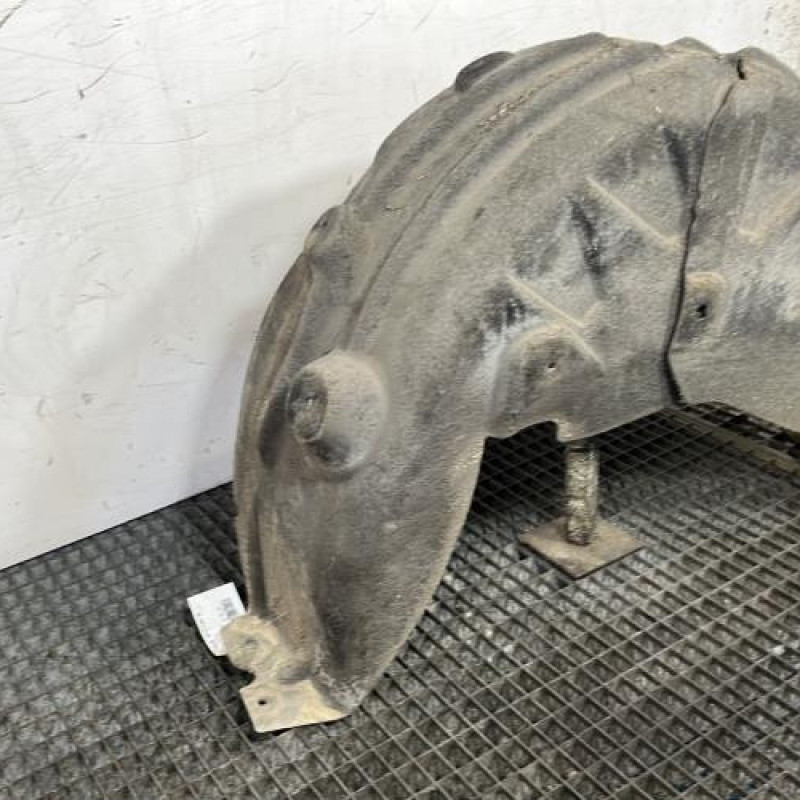 Pare boue arriere gauche RENAULT MEGANE 4 Photo n°3