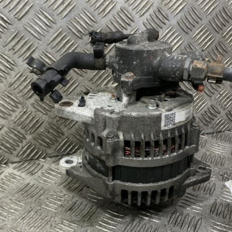 Alternateur OPEL CORSA C Photo n°1