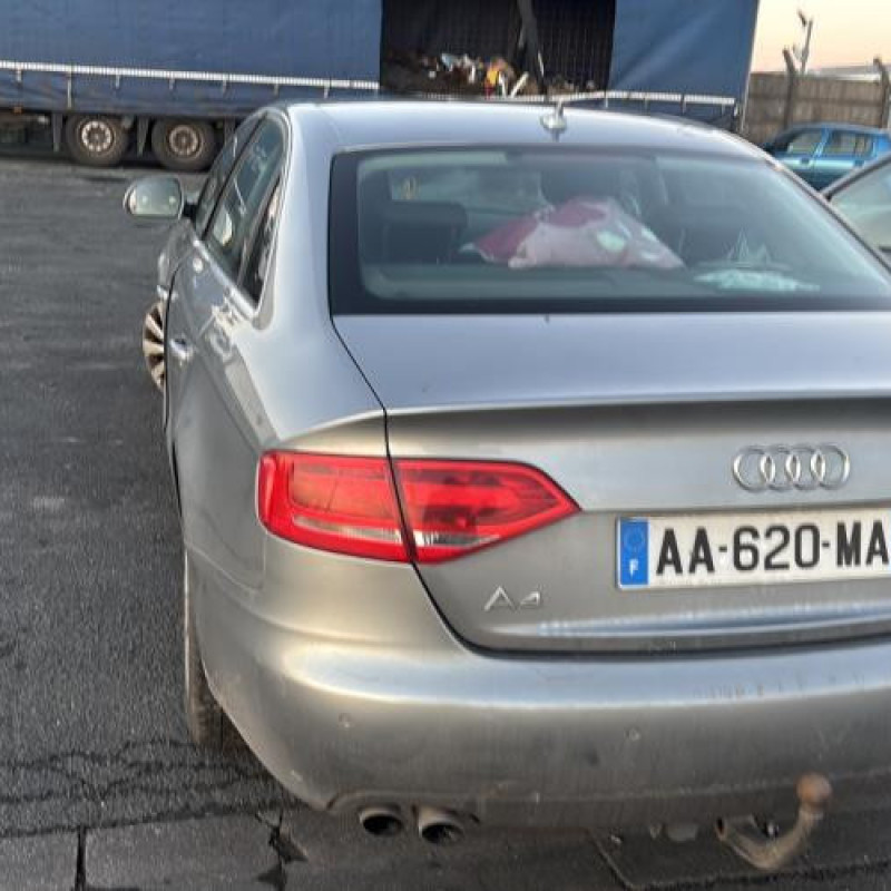 Pare boue avant droit AUDI A4 3 Photo n°9