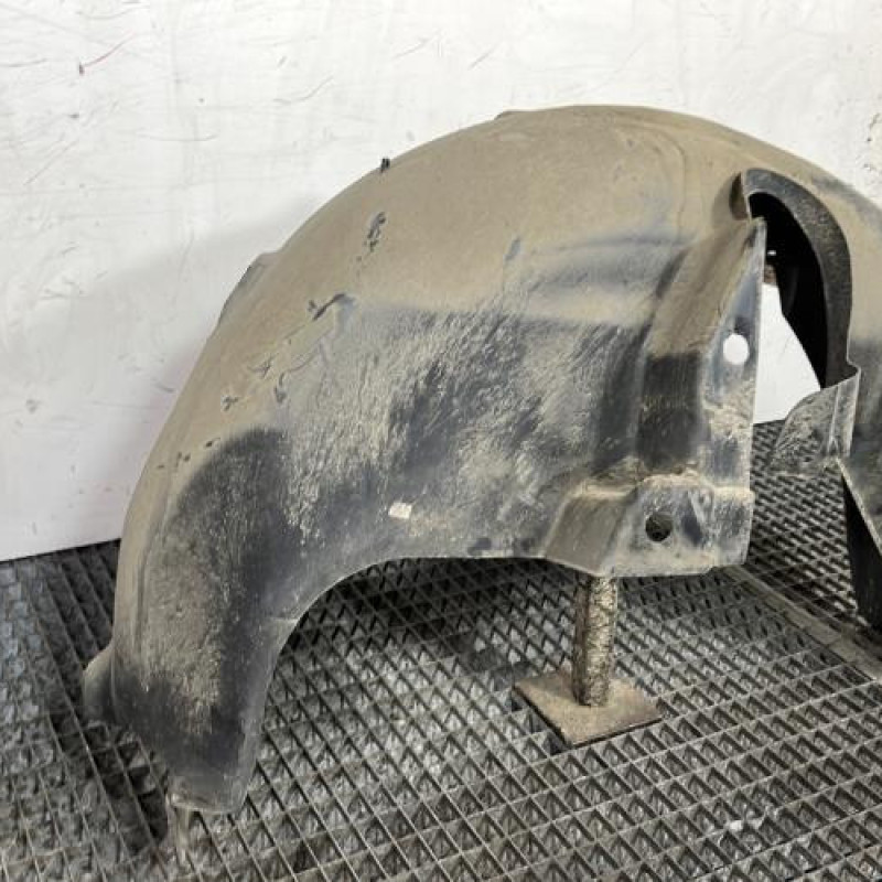 Pare boue arriere droit RENAULT CLIO 5 Photo n°3