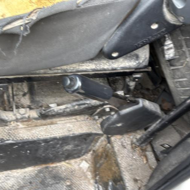 Amortisseur avant droit CITROEN JUMPER 2 Photo n°19