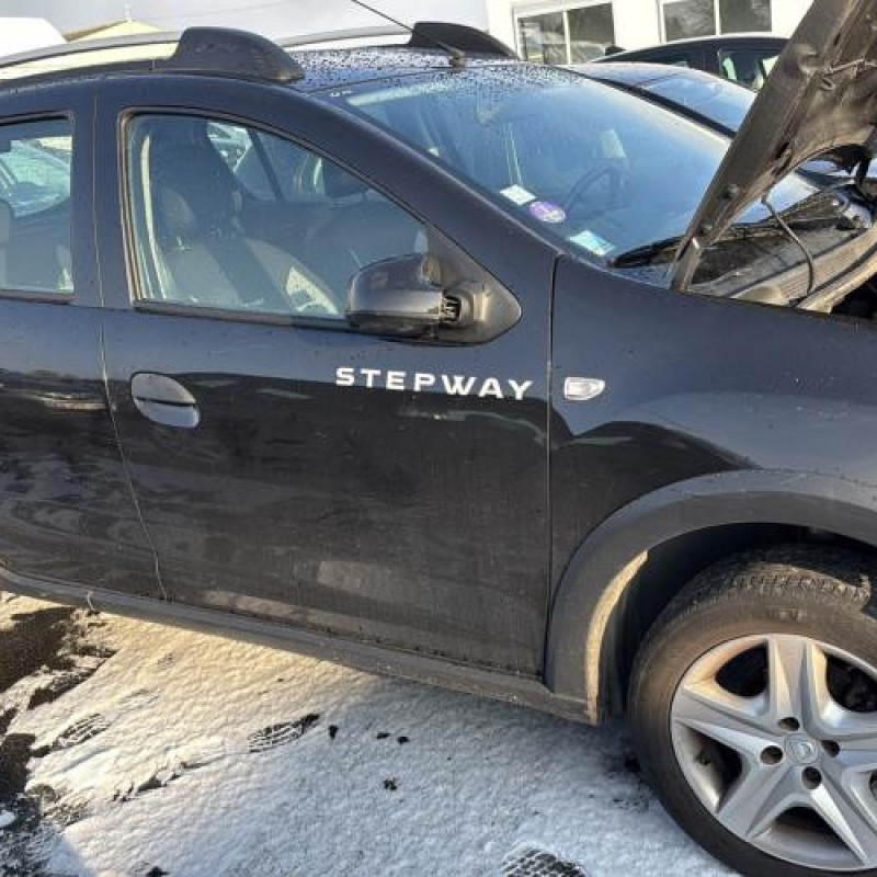 Reservoir essence DACIA SANDERO 2 Photo n°13