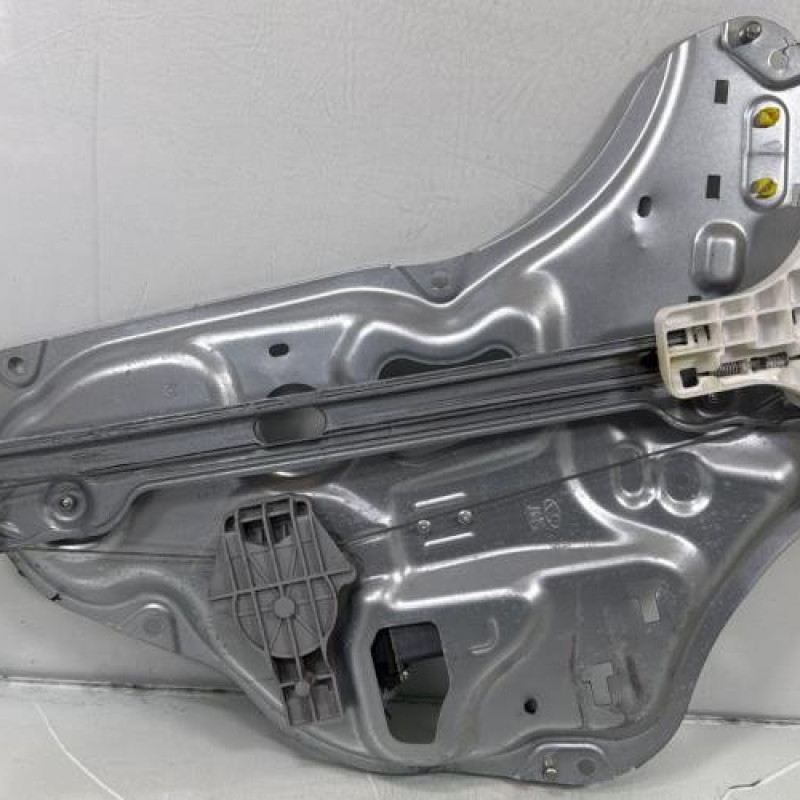 Leve vitre electrique arriere gauche HYUNDAI IX 35 Photo n°4
