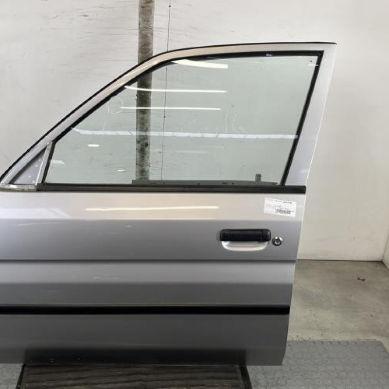 Porte avant gauche MAZDA DEMIO Photo n°1