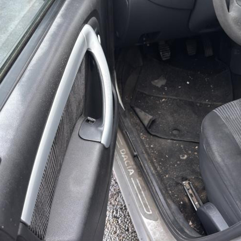 Compteur DACIA LOGAN MCV 1 Photo n°9