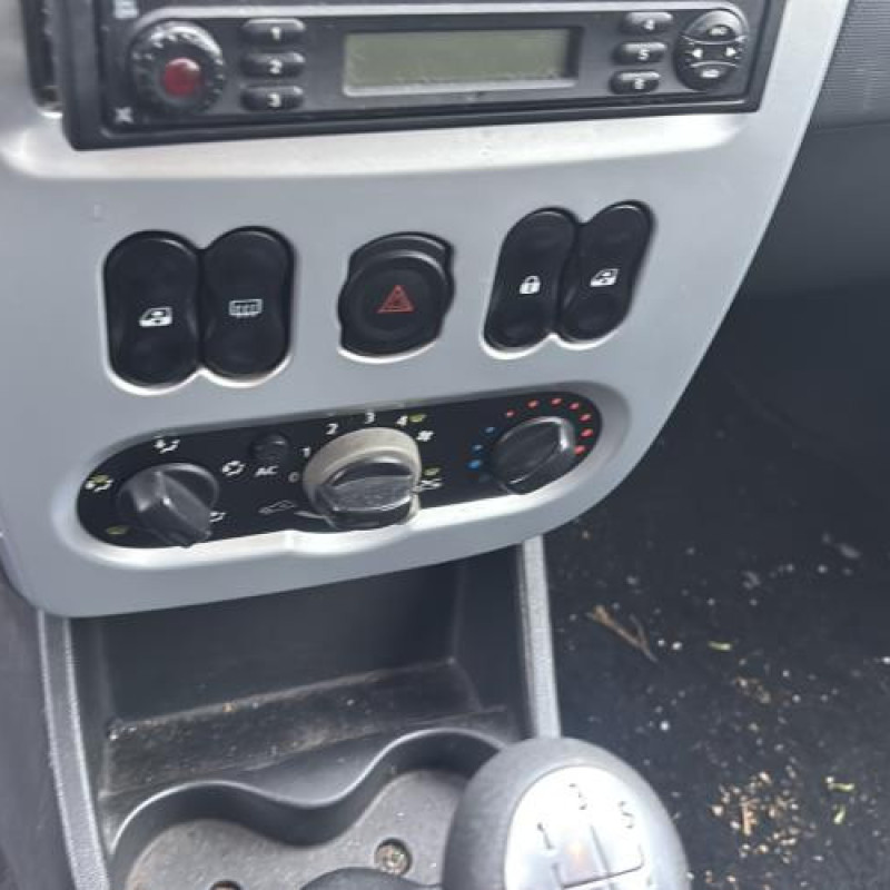 Compteur DACIA LOGAN MCV 1 Photo n°19