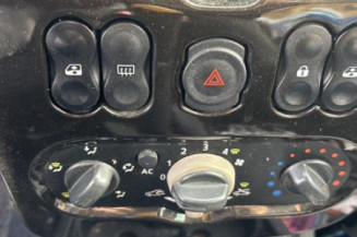 Leve vitre mecanique arriere droit DACIA DUSTER 1