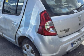 Leve vitre mecanique arriere droit DACIA SANDERO 1