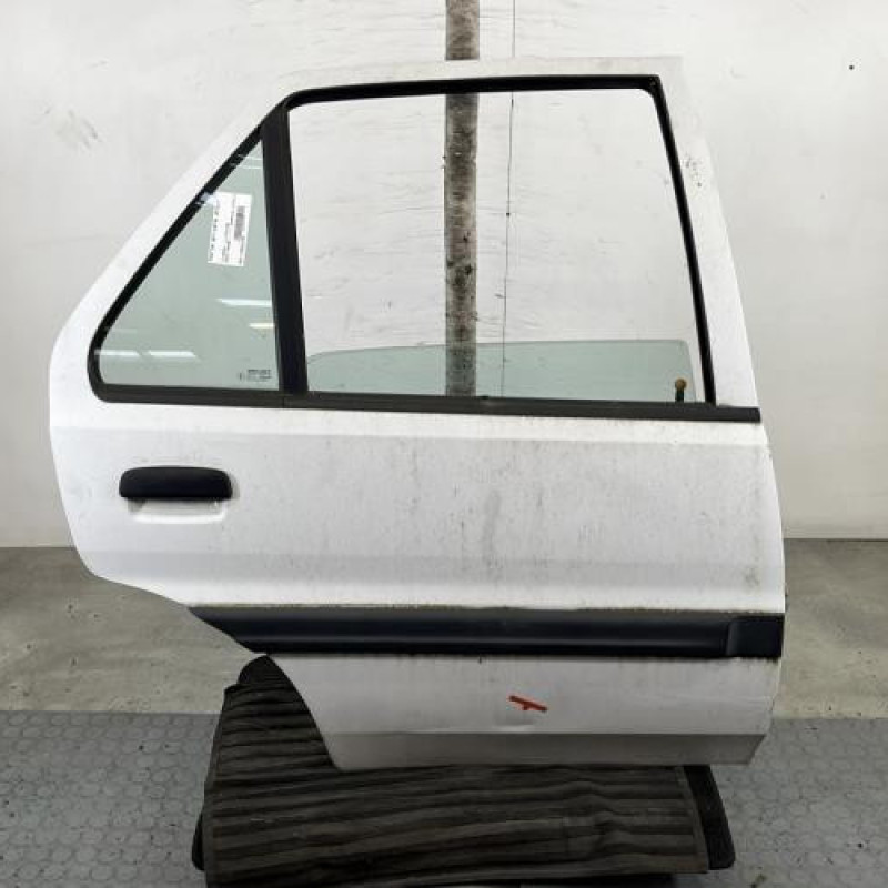 Porte arriere droit CITROEN SAXO Photo n°1