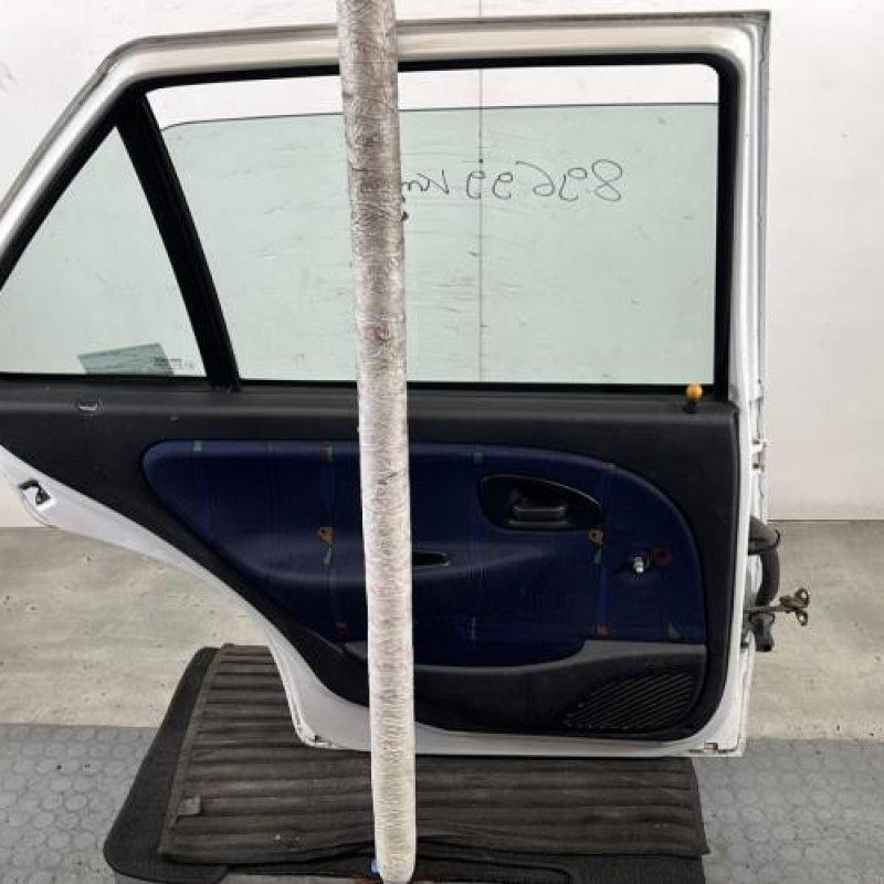 Porte arriere gauche CITROEN SAXO Photo n°6