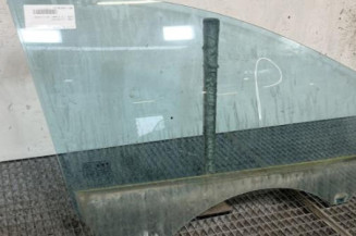Vitre avant droit FORD KUGA 1