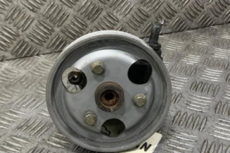 Pompe de direction RENAULT SCENIC 1 Photo n°1