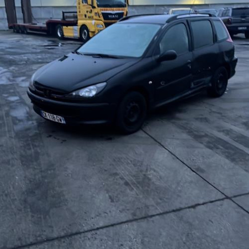 Malle/Hayon arriere PEUGEOT 206 Photo n°7