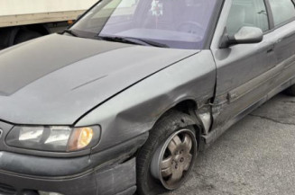 Pare choc arriere RENAULT SAFRANE