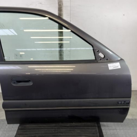 Porte avant droit RENAULT SAFRANE Photo n°1