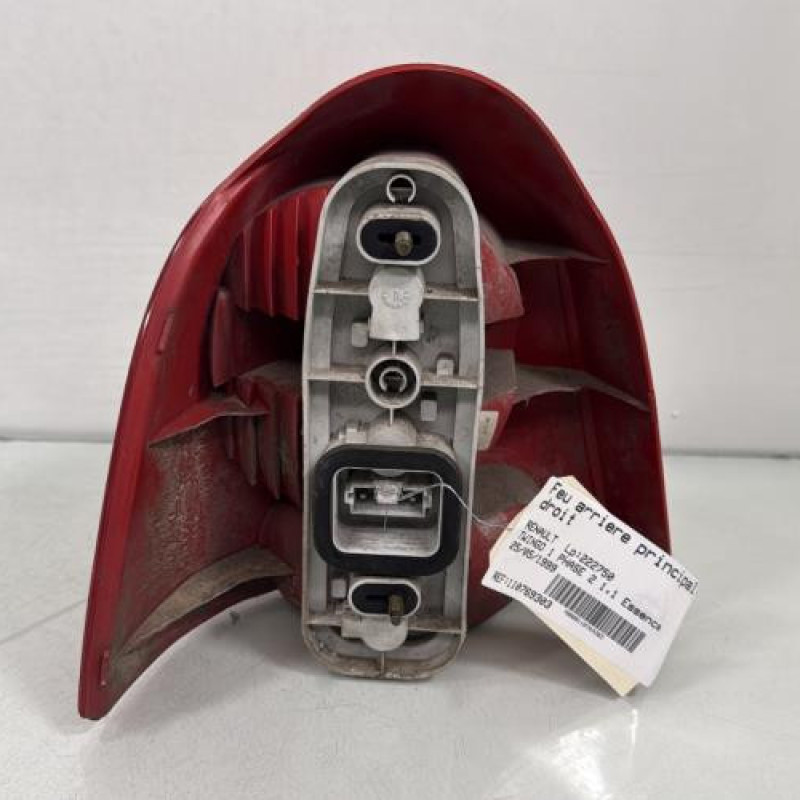 Feu arriere principal droit (feux) RENAULT TWINGO 1 Photo n°3