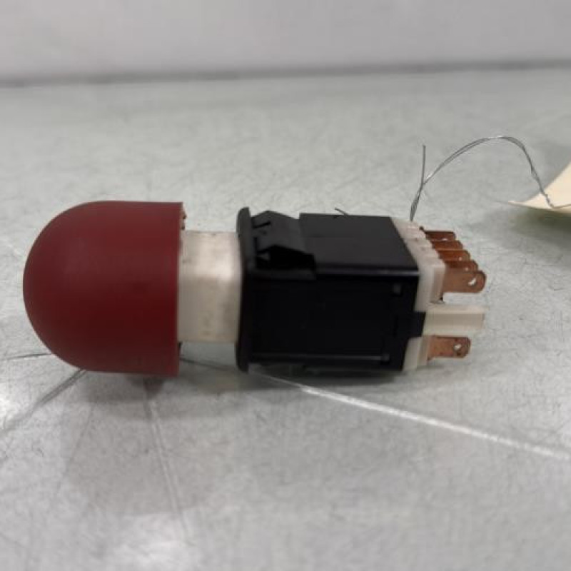 Bouton de warning RENAULT TWINGO 1 Photo n°3