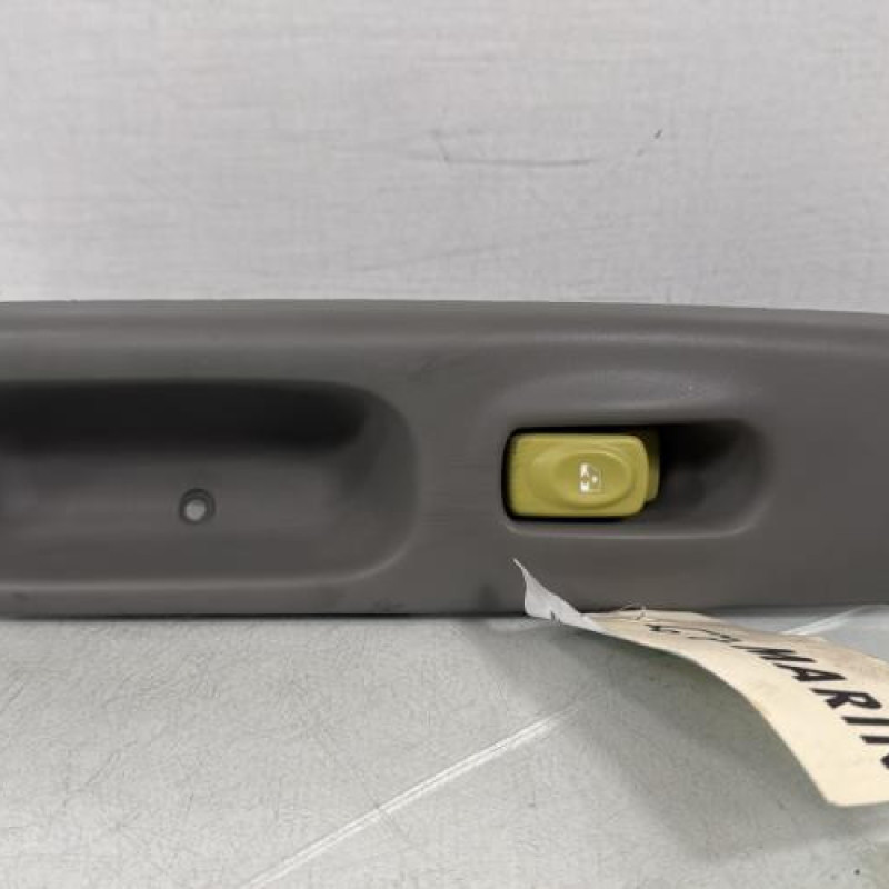 Interrupteur de leve vitre avant droit RENAULT TWINGO 1 Photo n°1