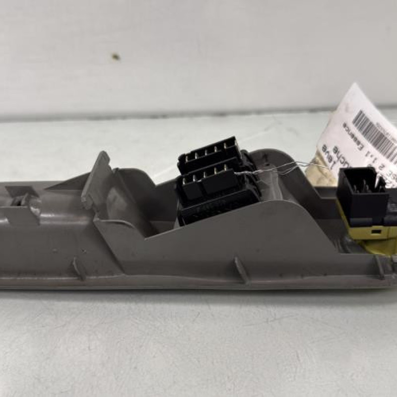 Interrupteur de leve vitre avant gauche RENAULT TWINGO 1 Photo n°3