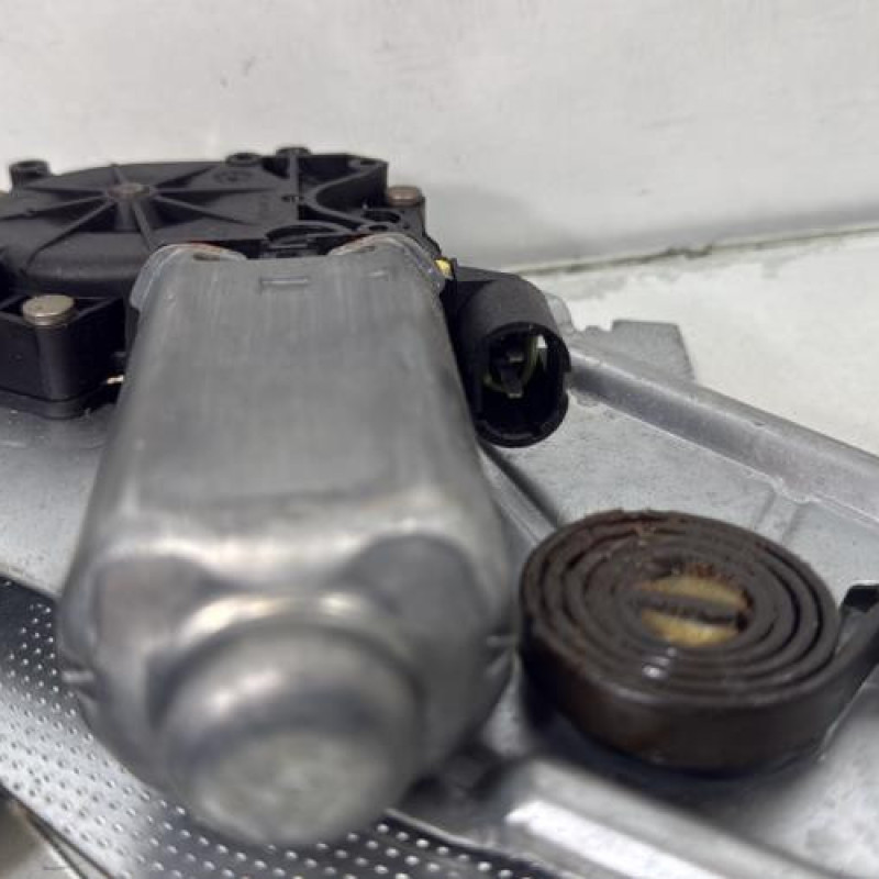 Leve vitre electrique avant droit RENAULT TWINGO 1 Photo n°3