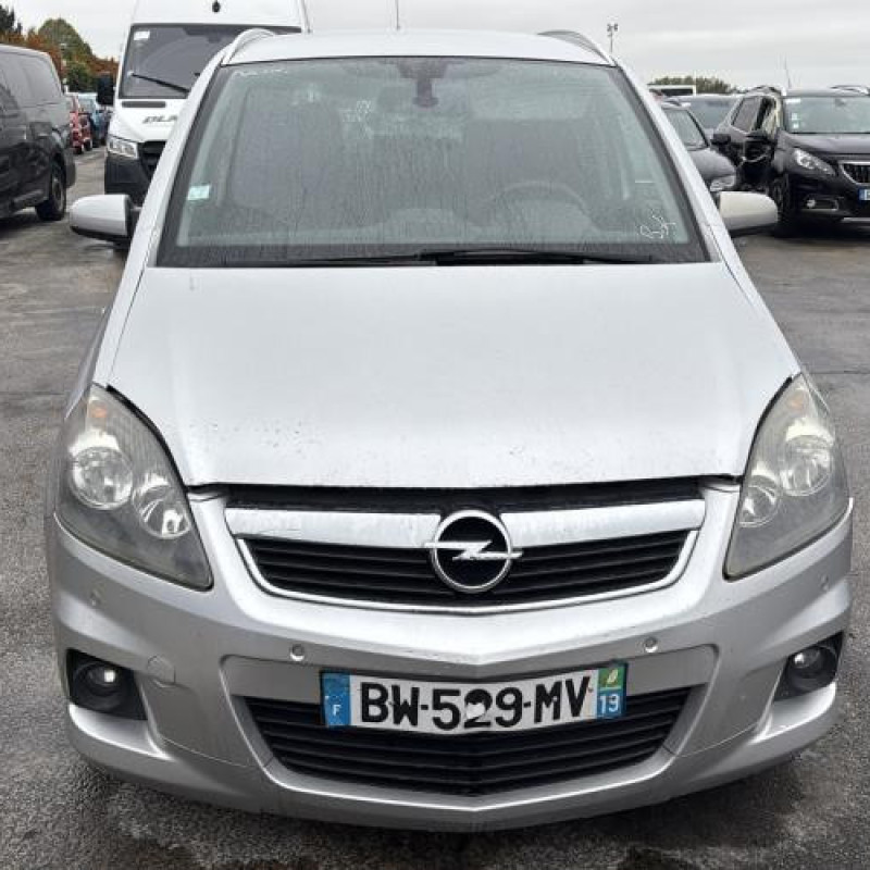 Moteur OPEL ZAFIRA B Photo n°13