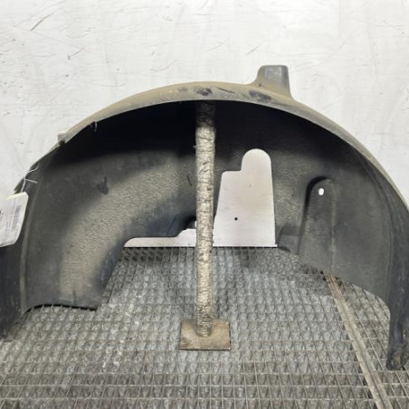 Pare boue arriere droit CITROEN C4 CACTUS Photo n°1