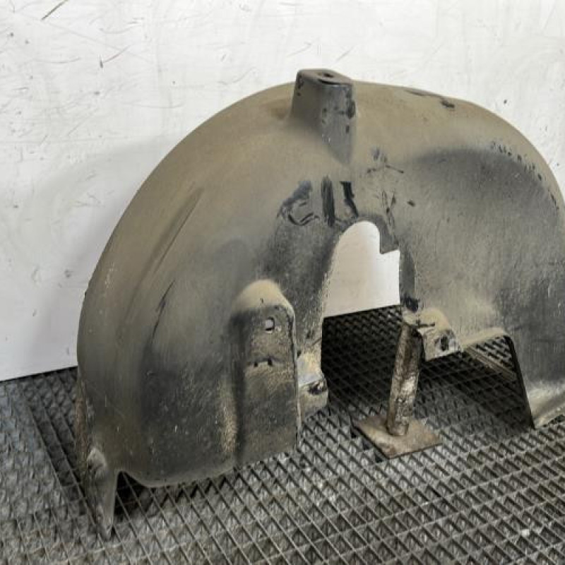 Pare boue arriere droit CITROEN C4 CACTUS Photo n°3