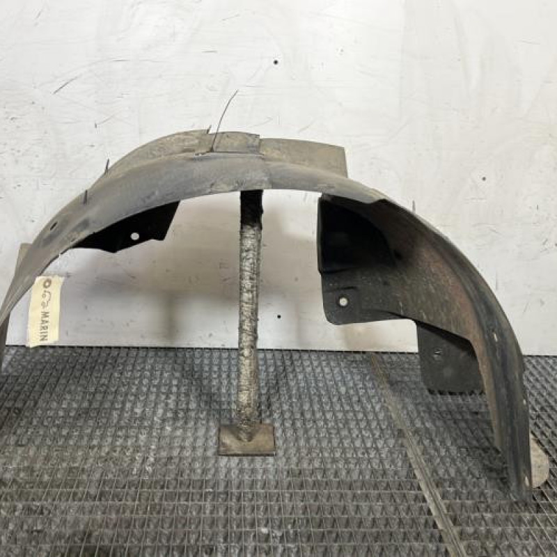 Pare boue avant gauche RENAULT MASTER 3 Photo n°1