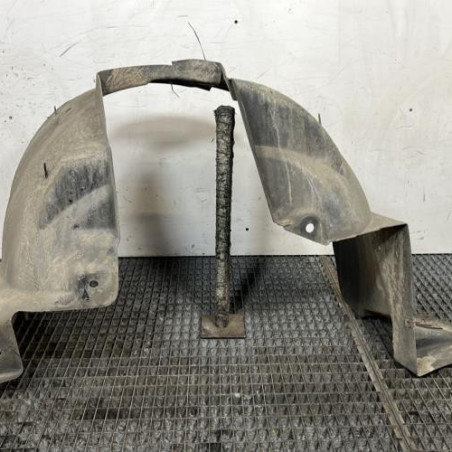 Pare boue avant gauche RENAULT MASTER 3