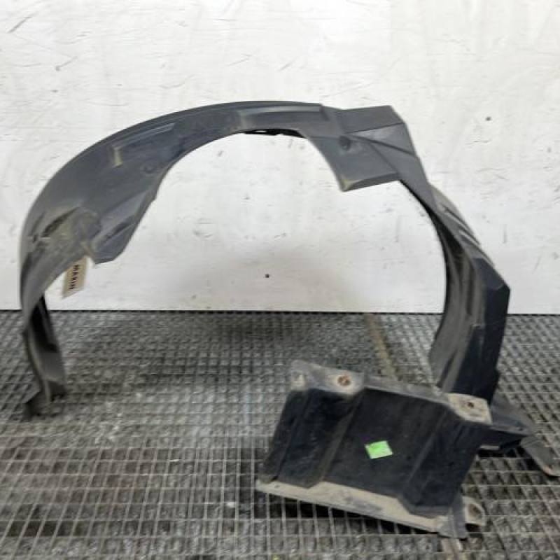 Pare boue avant gauche TOYOTA AYGO 1 Photo n°2