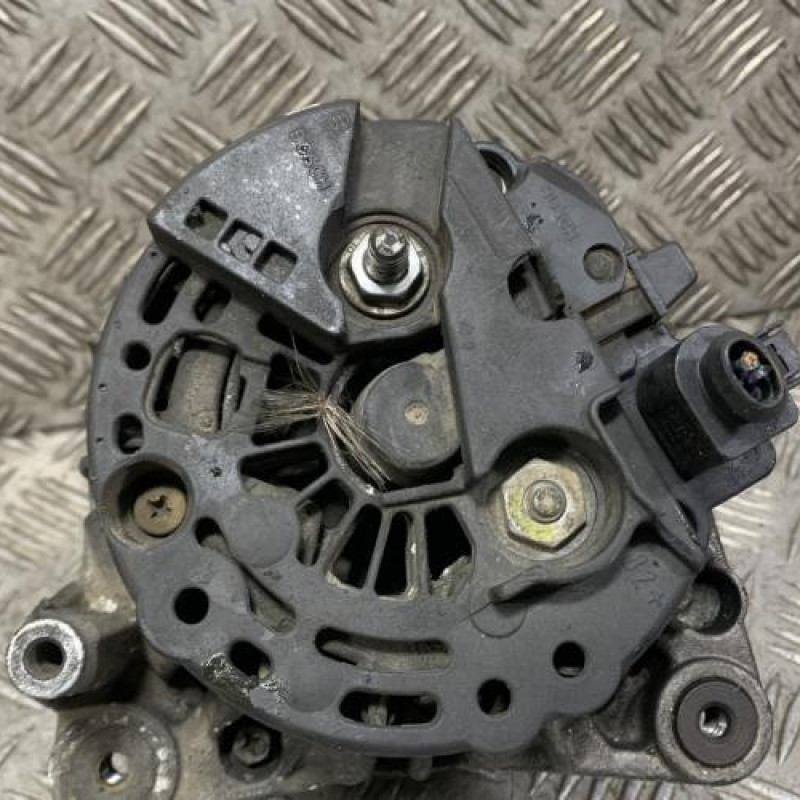 Alternateur VOLKSWAGEN PASSAT 4 Photo n°3