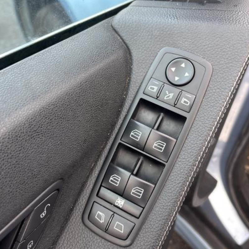 Com (Bloc Contacteur Tournant+Commodo Essuie Glace+Commodo Phare) MERCEDES CLASSE R 251 Photo n°14