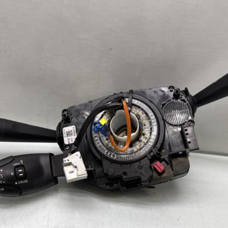 Com (Bloc Contacteur Tournant+Commodo Essuie Glace+Commodo Phare) PEUGEOT 308 2 Photo n°1