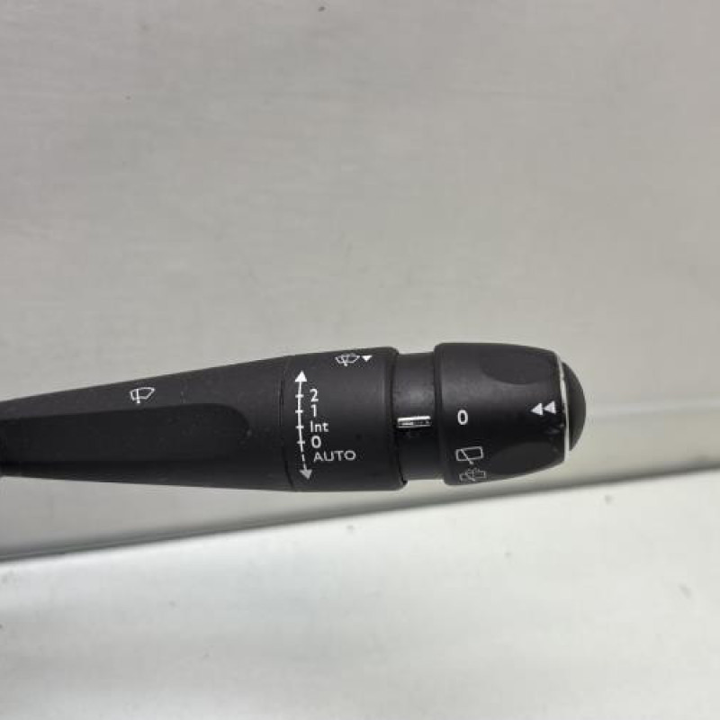 Com (Bloc Contacteur Tournant+Commodo Essuie Glace+Commodo Phare) PEUGEOT 308 2 Photo n°4