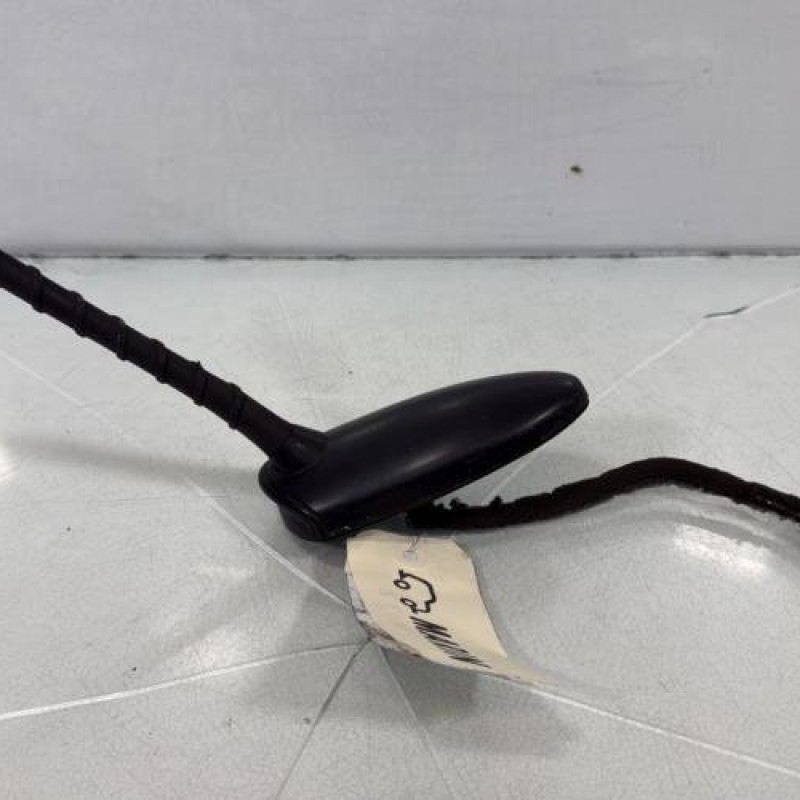 Antenne HYUNDAI IX 35 Photo n°1