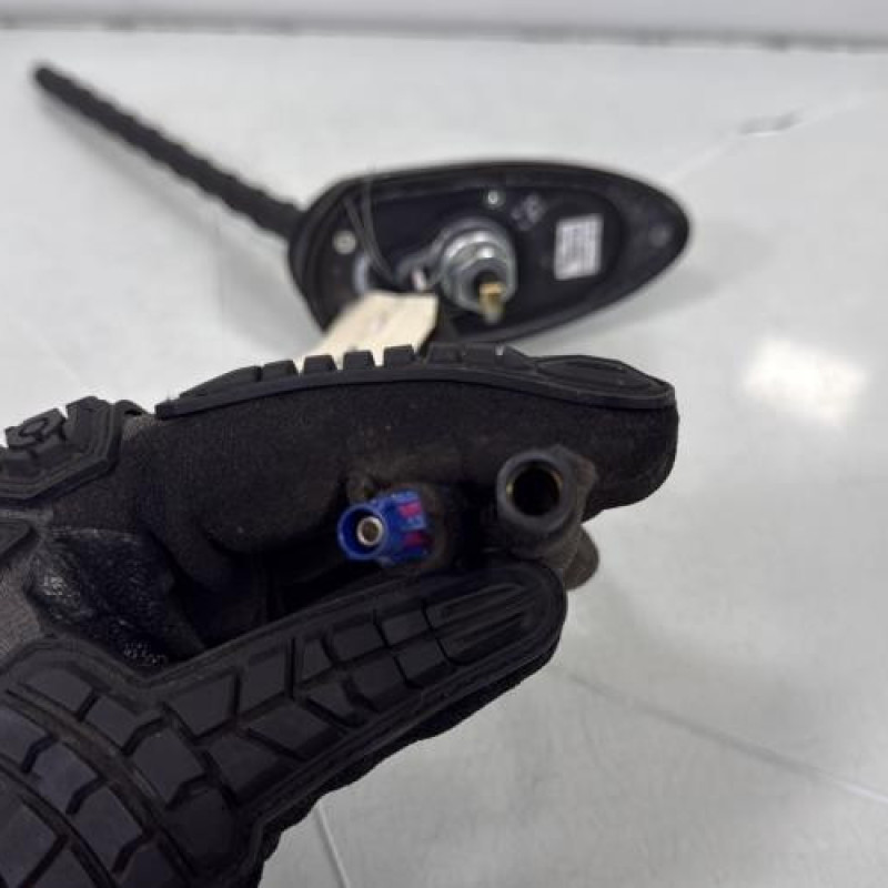 Antenne HYUNDAI IX 35 Photo n°4