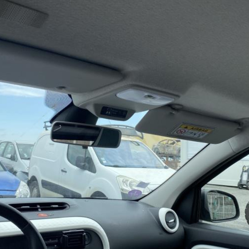 Boitier filtre a air RENAULT TWINGO 3 Photo n°14