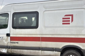 Serrure de porte de coffre droite RENAULT MASTER 2