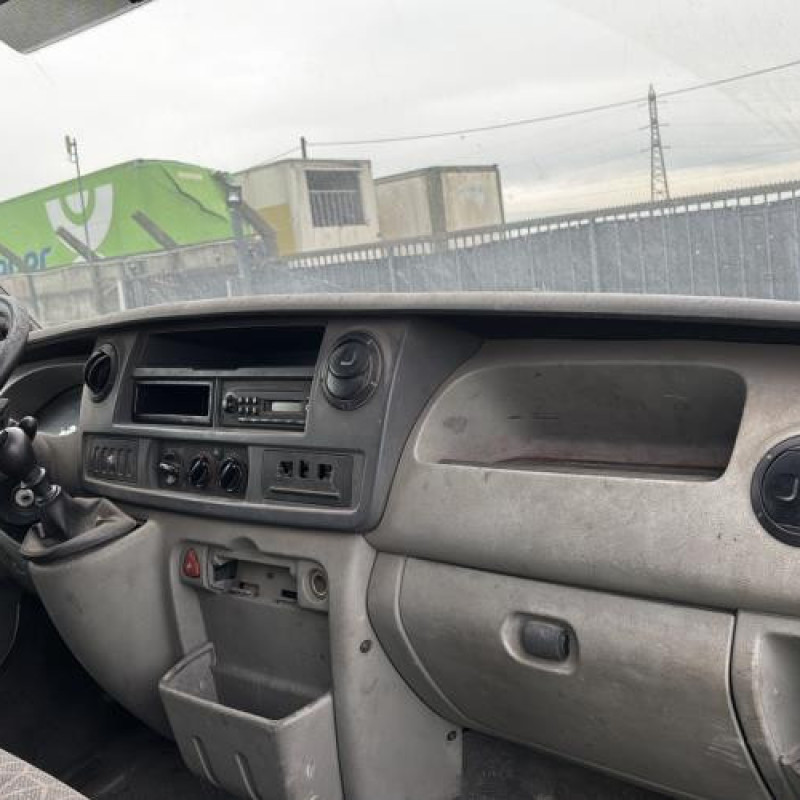 Serrure de porte de coffre droite RENAULT MASTER 2 Photo n°14